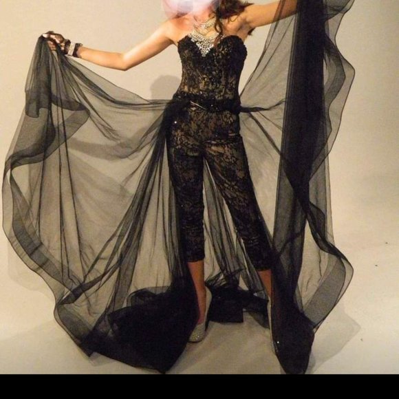 Macduggal - Picture 4 of 11